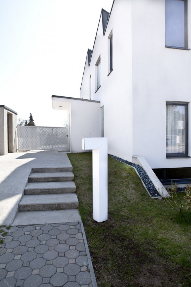 My Cousin’s House / Martin Möstbock