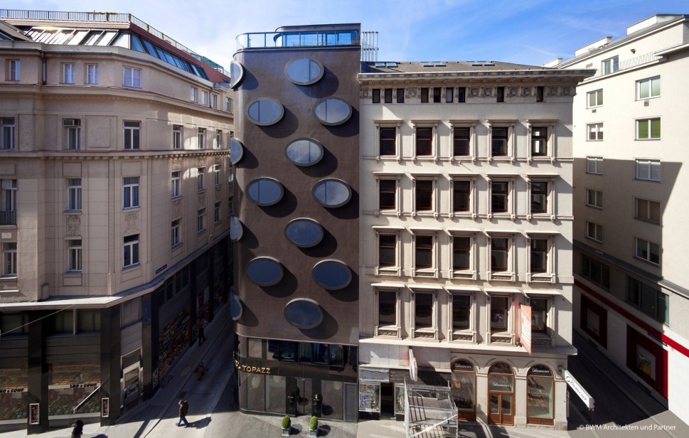Hotel Topazz / BWM Architects