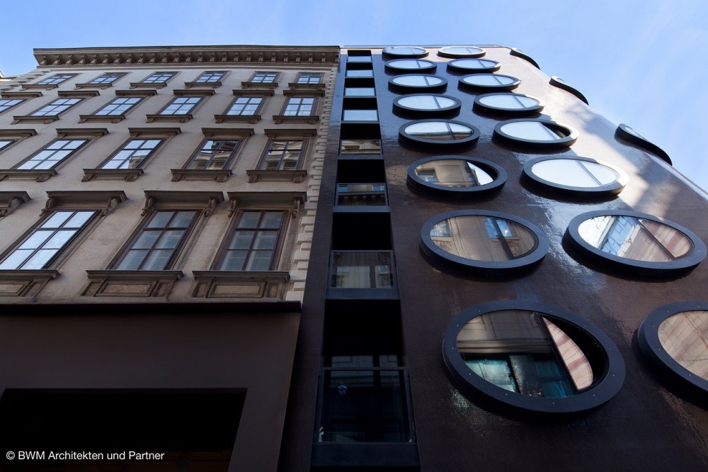 Hotel Topazz / BWM Architects
