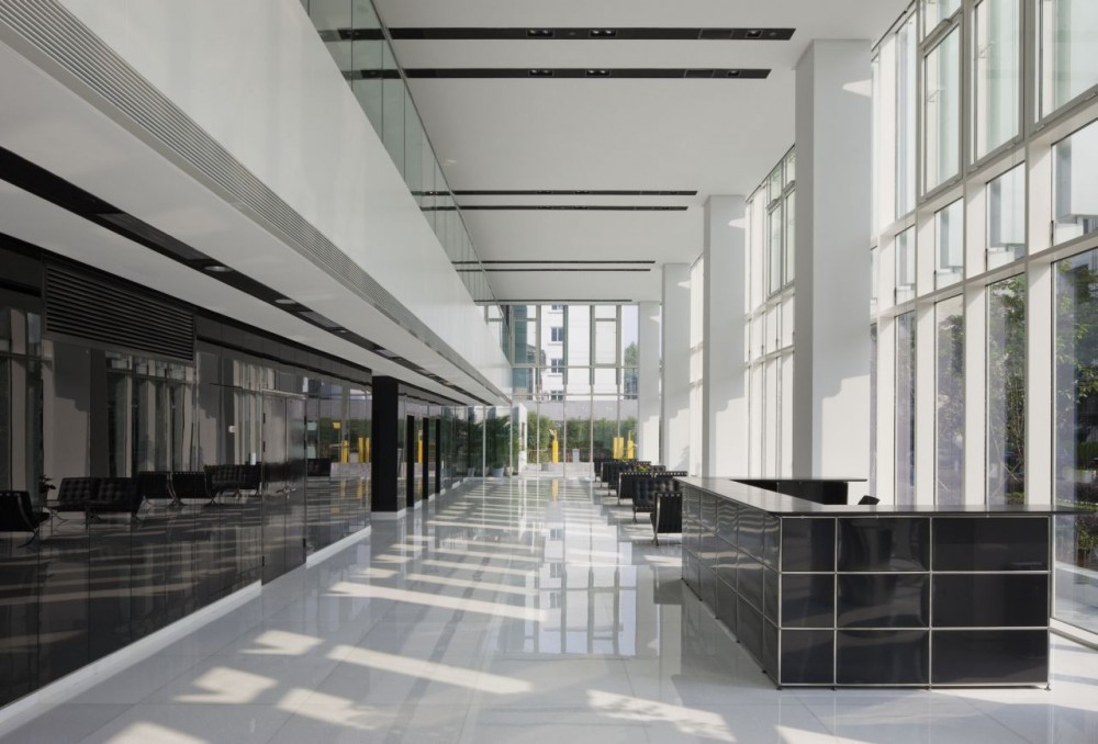Headquarters of Zhejiang Wuchan Group / gmp architekten