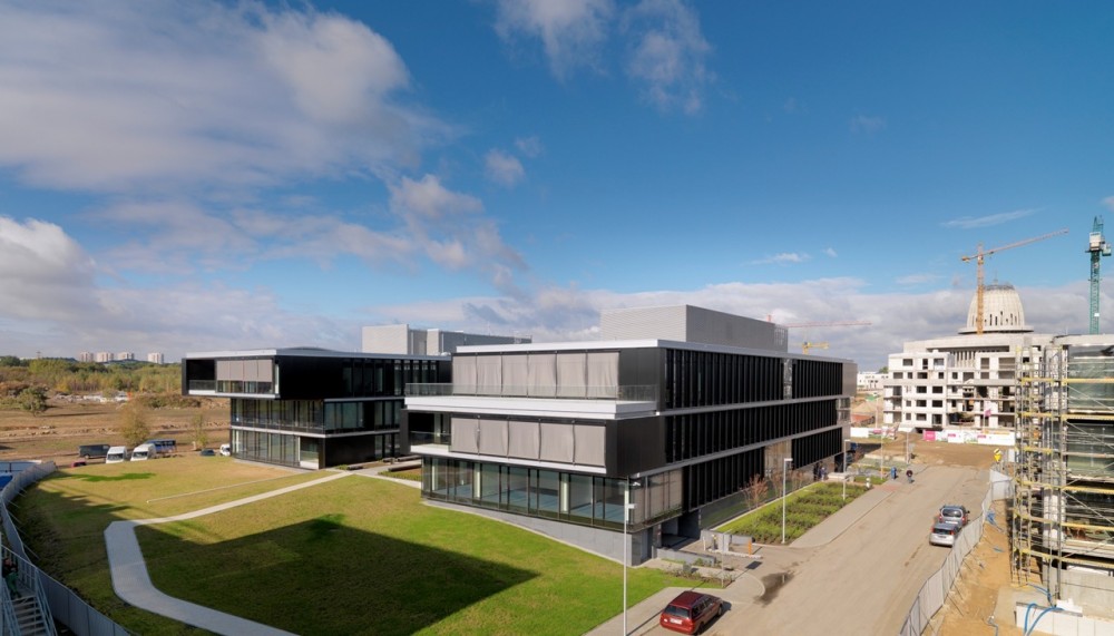 Pol-Aqua Company Headquarters / Hermanowicz Rewski Architekci