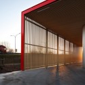 Firestation for the city of Puurs / Compagnie O Architects Firestation for the city of Puurs / Compagnie O Architects © Stijn Bollaert