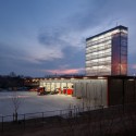 Firestation for the city of Puurs / Compagnie O Architects Firestation for the city of Puurs / Compagnie O Architects © Stijn Bollaert