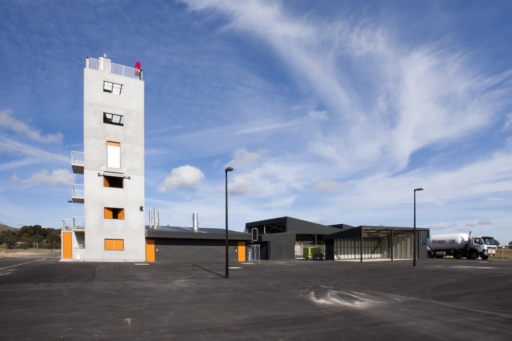 ACT Emergency Services Agency Outdoor Training Centre / HBO+EMTB