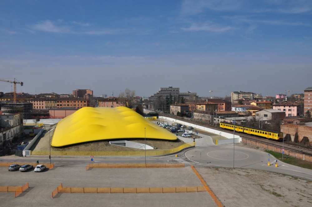 Enzo Ferrari Museum / Future Systems + Shiro Studio