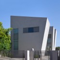 Eco House in Herzelya / Sharon Neuman Architects Eco House in Herzelya / Sharon Neuman Architects © Amit Gosher