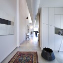Eco House in Herzelya / Sharon Neuman Architects Eco House in Herzelya / Sharon Neuman Architects © Amit Gosher