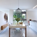 Eco House in Herzelya / Sharon Neuman Architects Eco House in Herzelya / Sharon Neuman Architects © Amit Gosher