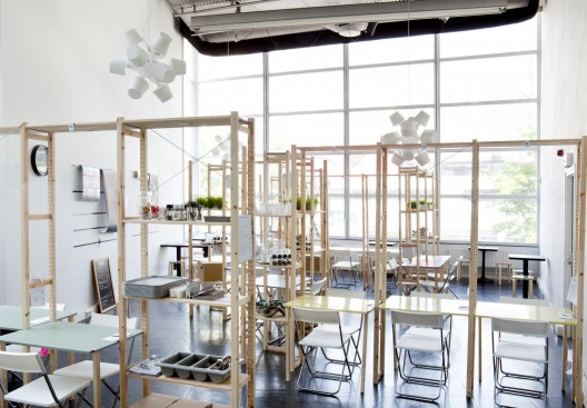 IkHa / Oatmeal Studio