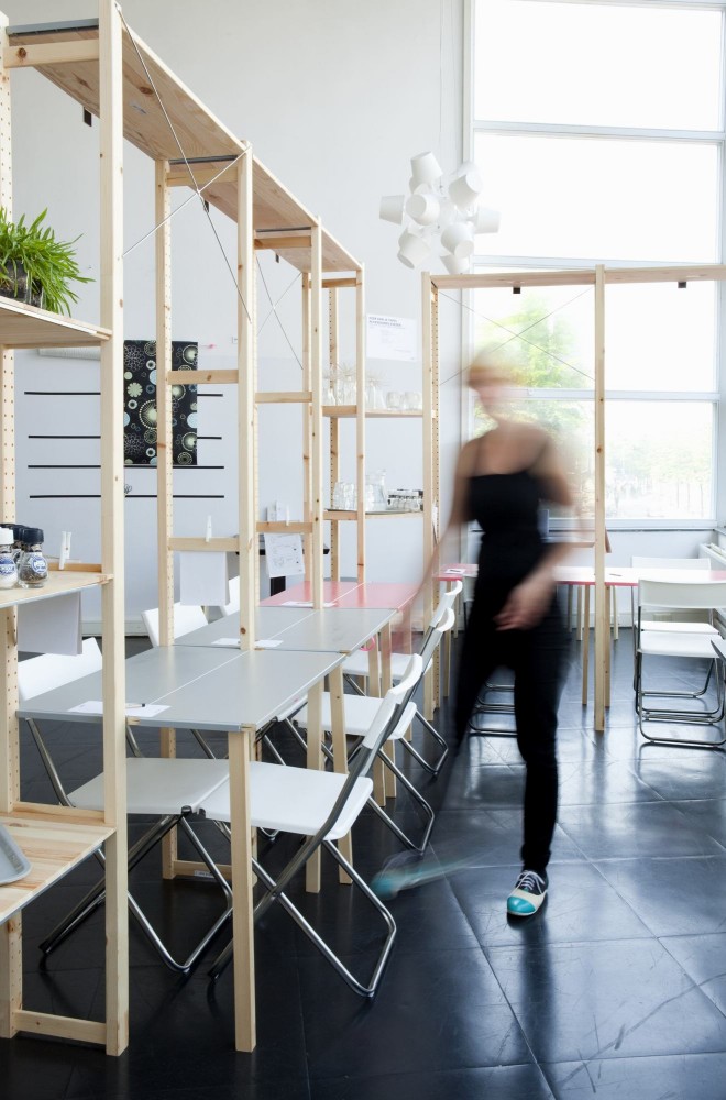 IkHa / Oatmeal Studio