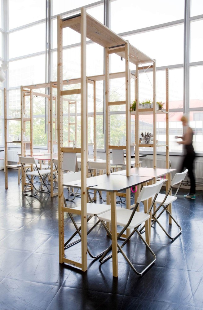 IkHa / Oatmeal Studio