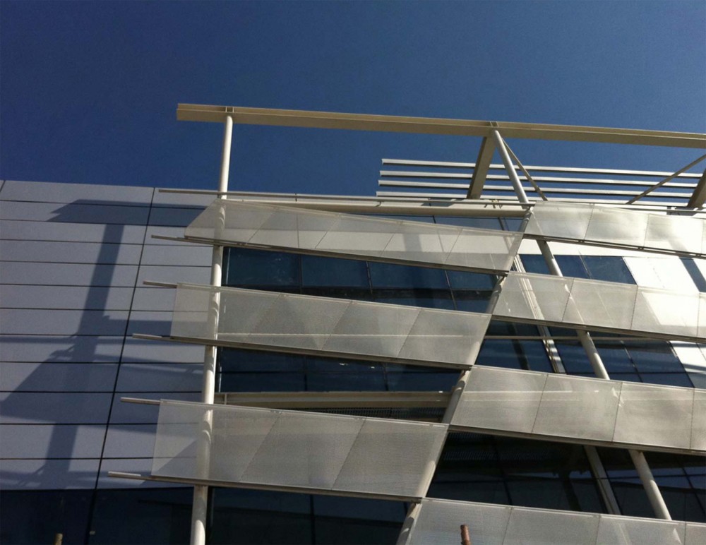 Mafraq Dialysis Center / Stantec