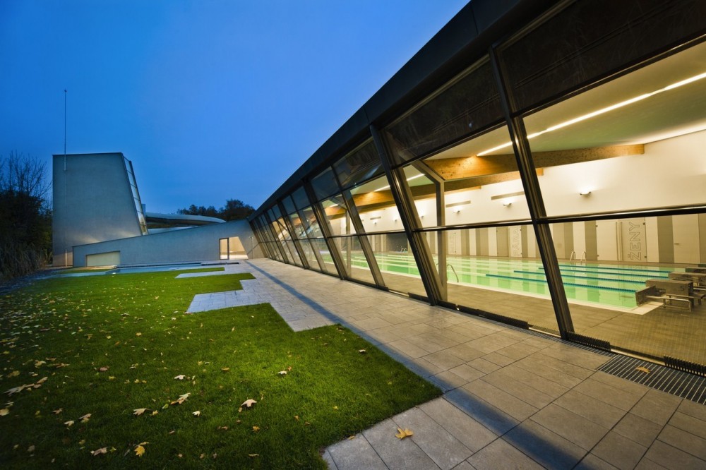 Indoor Swimming Pool in Litomyšl / Architekti DRNH