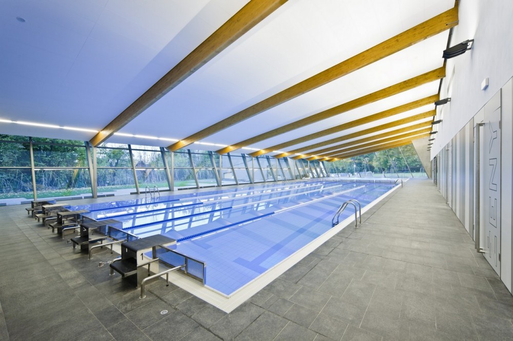 Indoor Swimming Pool in Litomyšl / Architekti DRNH