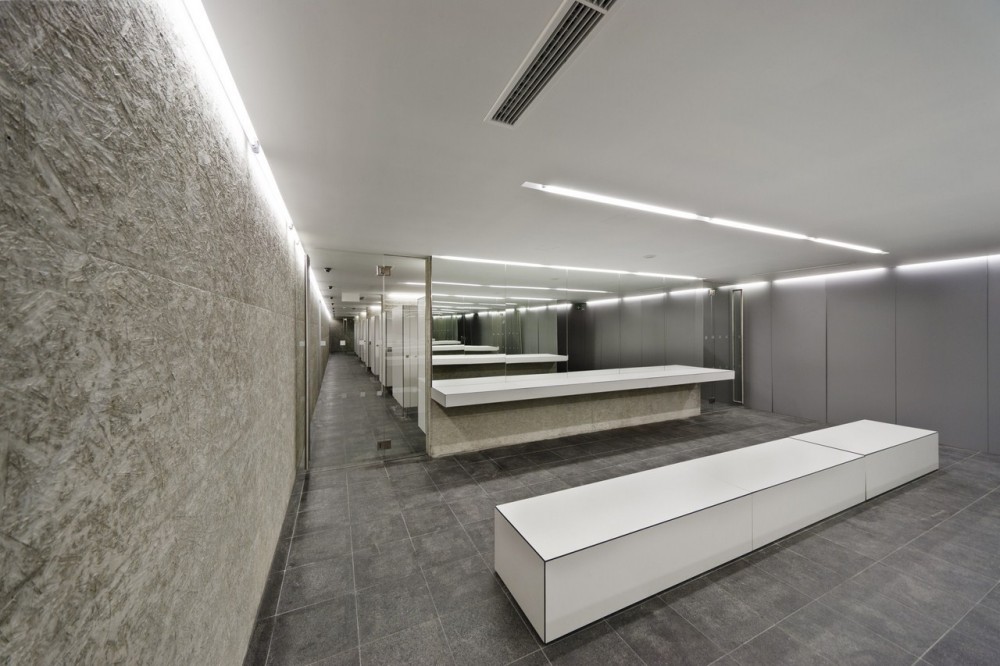 Indoor Swimming Pool in Litomyšl / Architekti DRNH