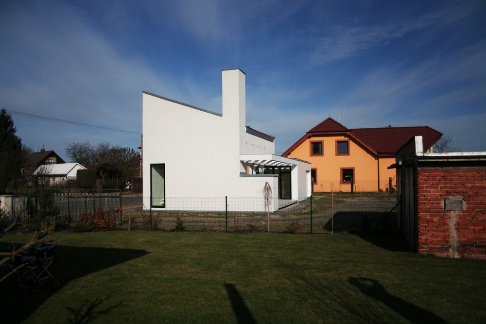 House in Černá za Bory / Zette Atelier S.R.O.