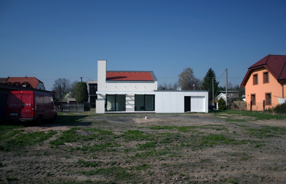 House in Černá za Bory / Zette Atelier S.R.O.