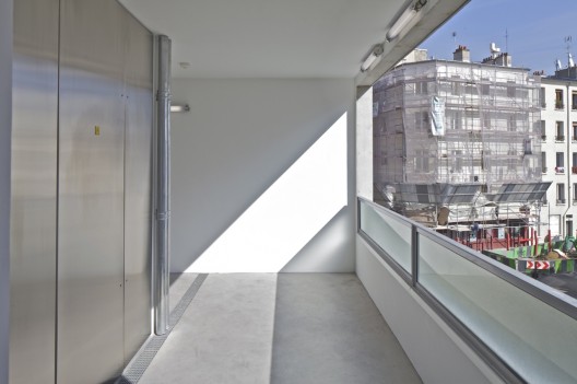 10 Dwellings in Pajol / Bourbouze & Graindorge