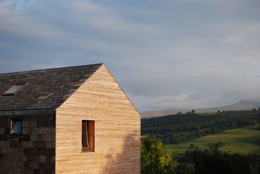 Ty Pren / Feilden Fowles