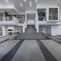 UOL Edge Gallery / Ministry of Design UOL Edge Gallery / Ministry of Design © CI&A Photography – Edward Hendricks