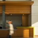 PCC Newberg Center / Hennebery Eddy Architects PCC Newberg Center / Hennebery Eddy Architects © Nic Lehoux