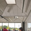 PCC Newberg Center / Hennebery Eddy Architects PCC Newberg Center / Hennebery Eddy Architects © Nic Lehoux