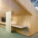 Atlassian Offices / Studio Sarah Willmer Atlassian Offices / Studio Sarah Willmer © Jasper Sanidad