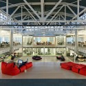 Atlassian Offices / Studio Sarah Willmer Atlassian Offices / Studio Sarah Willmer © Jasper Sanidad
