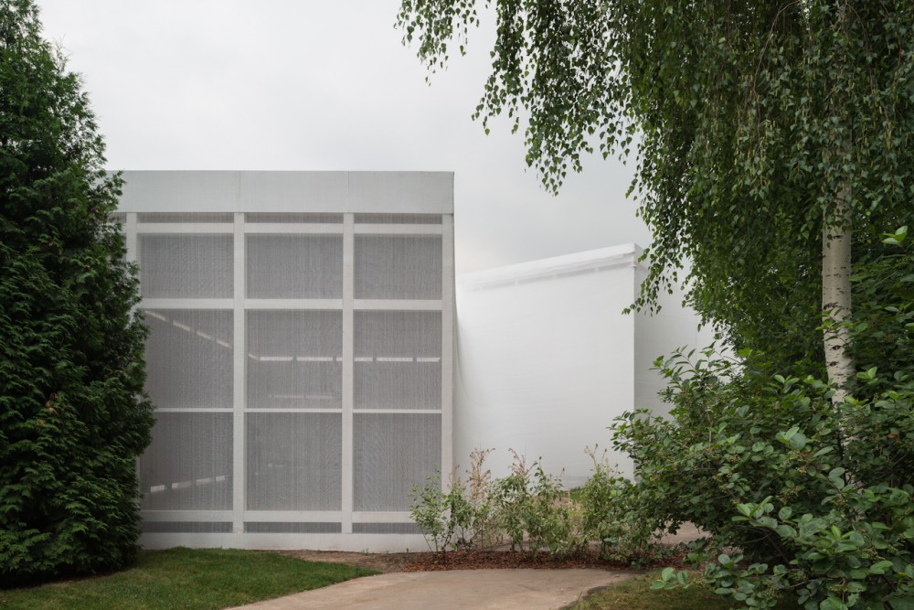 Garage Centre for Contemporary Arts Pavilion / Artem Kitaev, Nikolay Martynov, Leonid Slonimskiy, Maxim Spivakov, Artem Staborovskiy