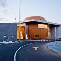 Tel Aviv Fastlane Control and Coordination Center / Amir Mann-Ami Shinar Architects Tel Aviv Fastlane Control and Coordination Center / Amir Mann-Ami Shinar Architects © Gal Deren