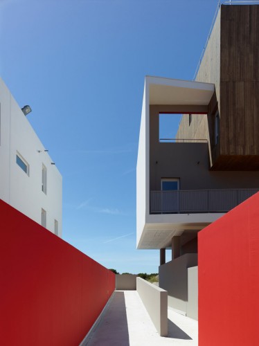 Housing Vitrolles / MDR Architectes