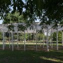 Oval shade in Gorky Park / Bureau Alexander Brodsky Oval shade in Gorky Park / Bureau Alexander Brodsky © Yuri Palmin