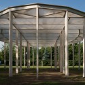Oval shade in Gorky Park / Bureau Alexander Brodsky Oval shade in Gorky Park / Bureau Alexander Brodsky © Yuri Palmin