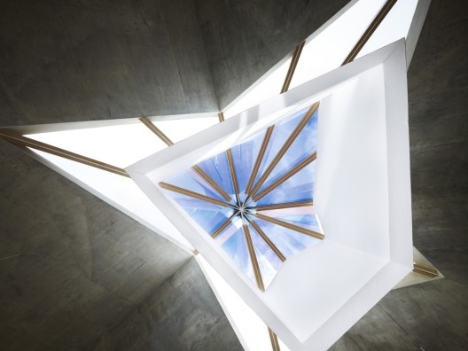Mecenat Art Museum / naf architect & design