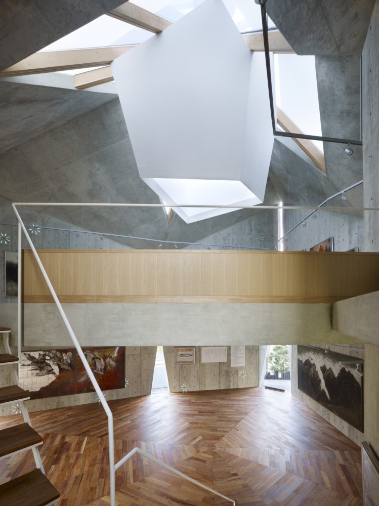 Mecenat Art Museum / naf architect & design