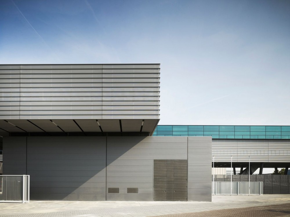 Fire Station Dordrecht / René van Zuuk Architekten