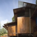 Shelter @ Rainforest / Marra + Yeh Architects © Brett Boardman