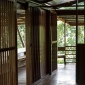 Shelter @ Rainforest / Marra + Yeh Architects © Brett Boardman