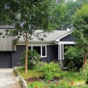 Eden House / The Practice of Everyday Design Eden House / The Practice of Everyday Design Courtesy of The Practice of Everyday Design