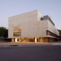Reina Victoria Theatre-Cinema / Enrique Abascal García Reina Victoria Theatre-Cinema / Enrique Abascal García Courtesy of Clemente Delgado