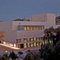 Reina Victoria Theatre-Cinema / Enrique Abascal García Reina Victoria Theatre-Cinema / Enrique Abascal García Courtesy of Clemente Delgado