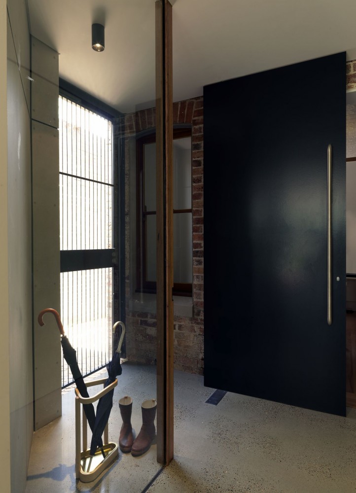 Annandale House / CO-AP