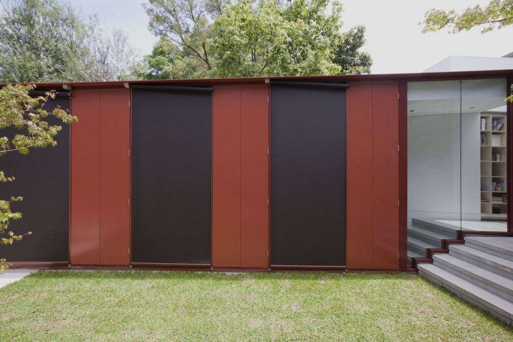 Annandale House / CO-AP