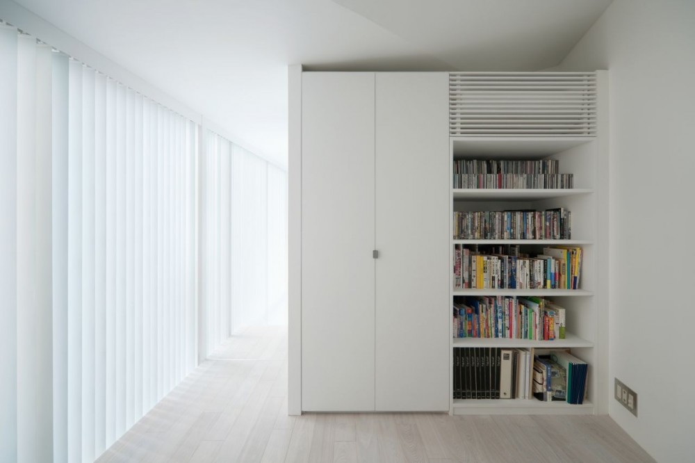 Life in spiral / Hideaki Takayanagi