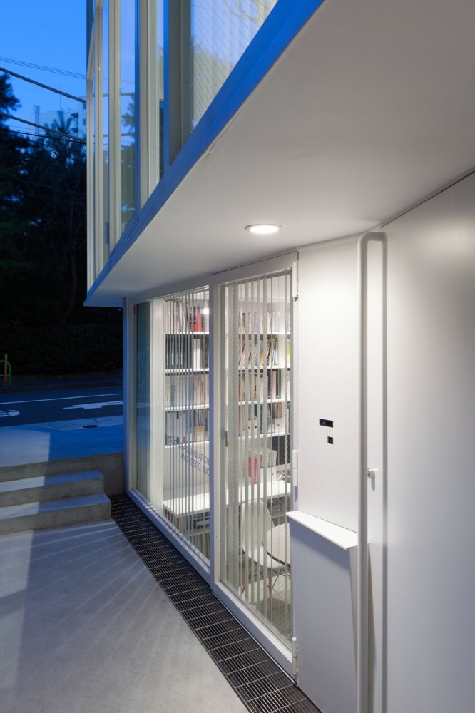 Life in spiral / Hideaki Takayanagi