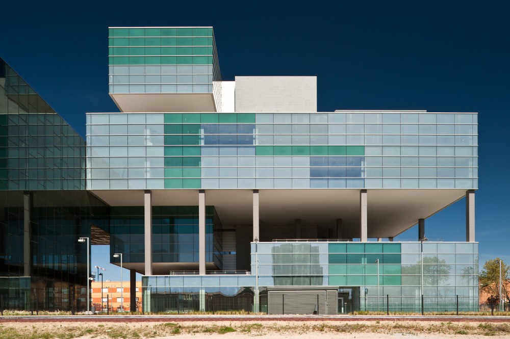 D38 Office / Arata Isozaki