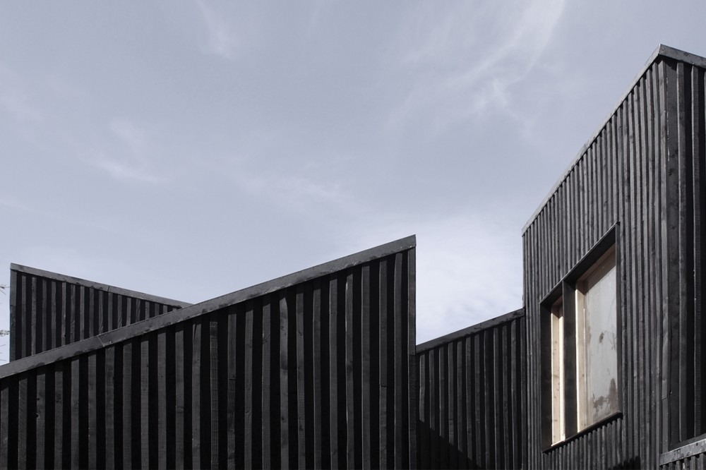 CLF Houses / Estudio BaBO