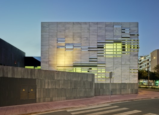 North Mediterranean Health Center / Ferrer Arquitectos