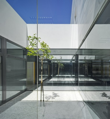 North Mediterranean Health Center / Ferrer Arquitectos