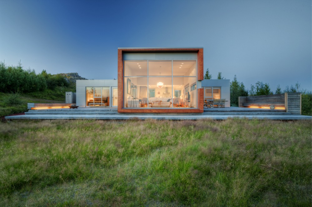Ice House / Minarc
